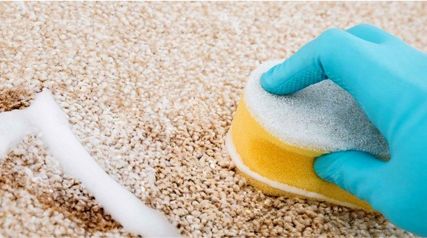 پاک کردن قطره آهن از روی فرش